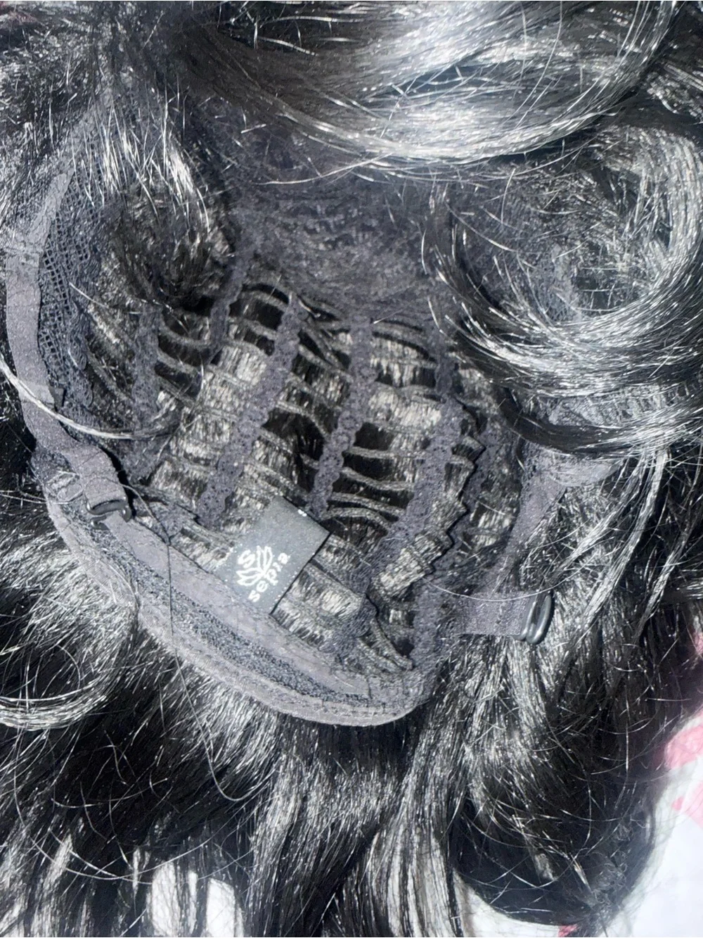 Black Short Layered Women's Wig - Classic Style